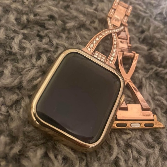 Apple Watch SE - Picture 3 of 3